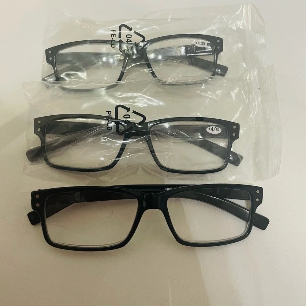 Black Frame‎ Reading Glasses +4.00
